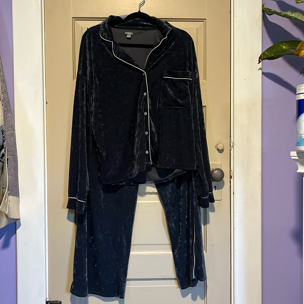 Aerie lounge set size Large blue gray